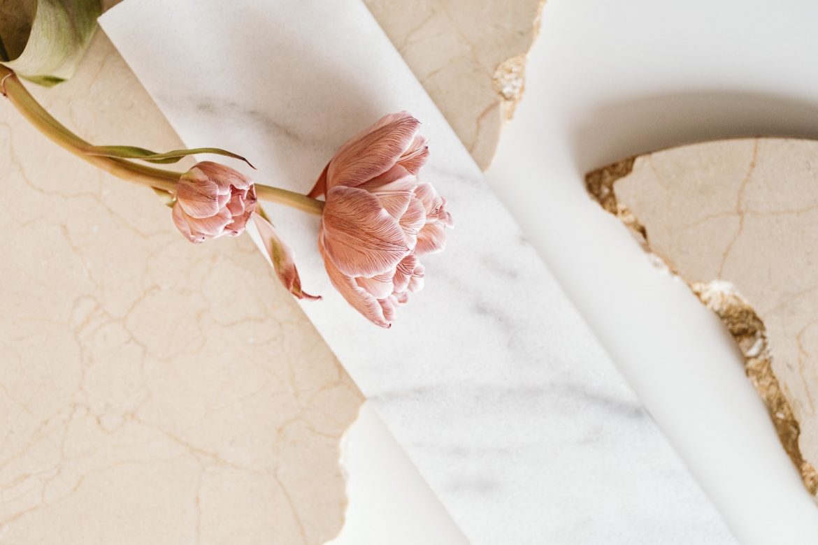 Przystosowanie? Tak, ale… Jak nie zdradzić siebie ?